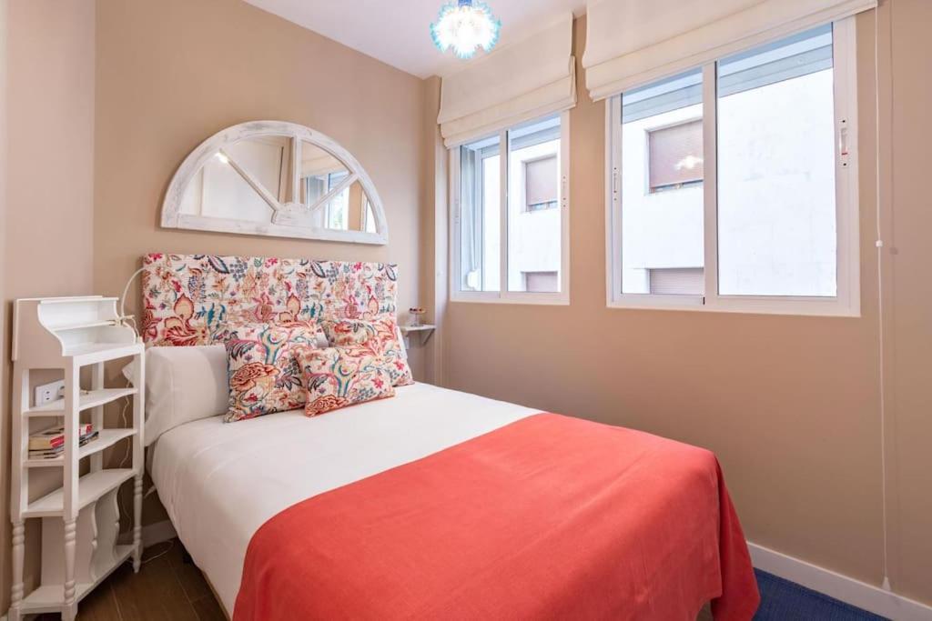 סביליה Plaza Nueva Deluxe Suite By Valcambre מראה חיצוני תמונה