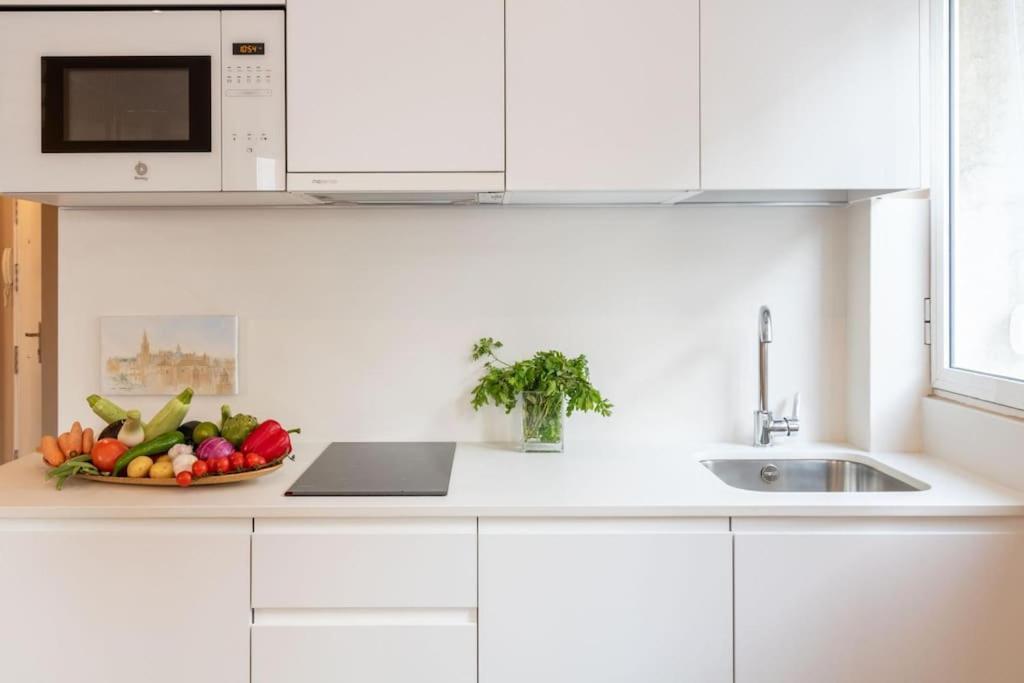 סביליה Plaza Nueva Deluxe Suite By Valcambre מראה חיצוני תמונה