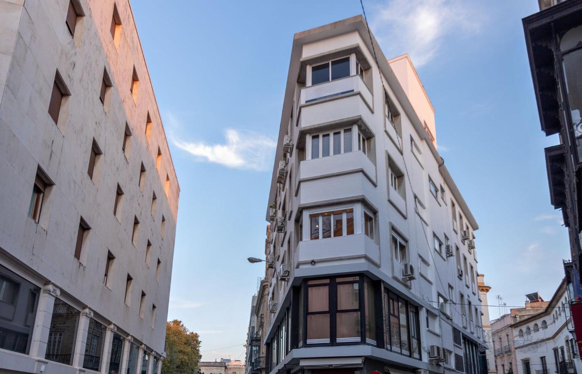 סביליה Plaza Nueva Deluxe Suite By Valcambre מראה חיצוני תמונה